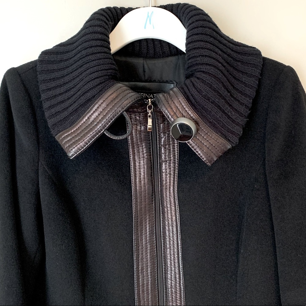 Raffinati long black wool coat with leather trim - Picture 5 of 15